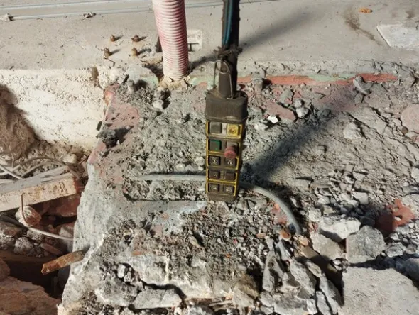 3#5949 Carroponte bitrave Faedo