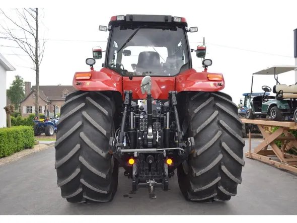 2014 Case Magnum CVX 370
