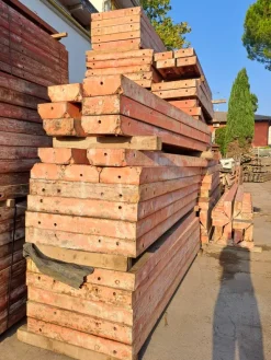 CASSEFORME Metallo/Legno PERI modello "Trio" USATE