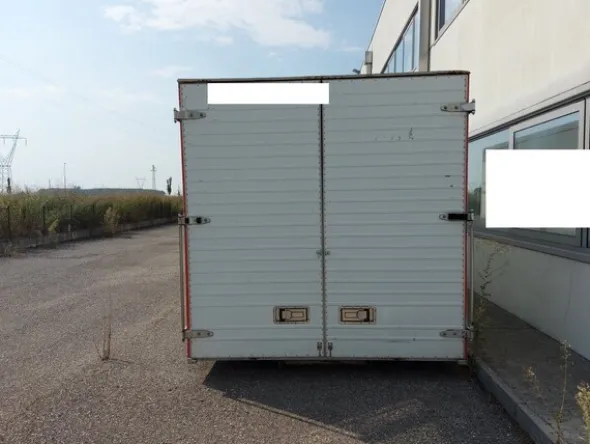 17#5813 Cassone scarrabile per camion Spier