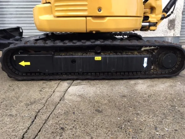 2011 CAT 303.5D CR mini escavatore