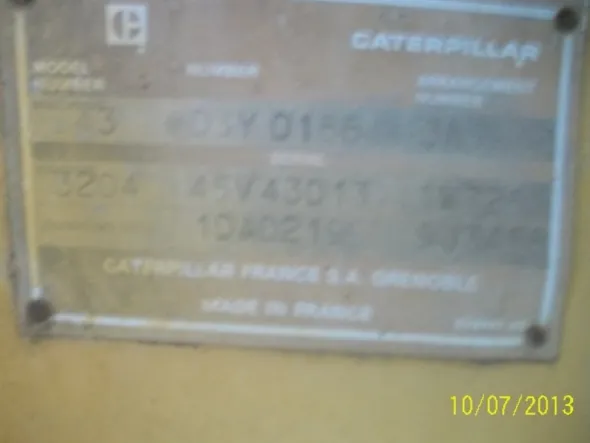 CATERPILLAR 943
