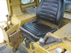 CATERPILLAR 943