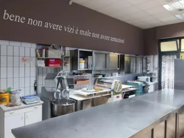 #23923 Cedesi avviata attività pasticceria artigianale