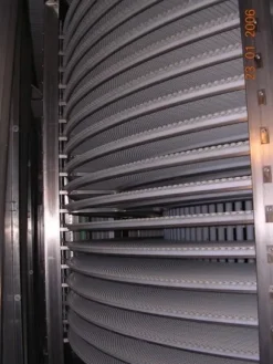 1#639 Cella di lievitazione con nastro trasportatore