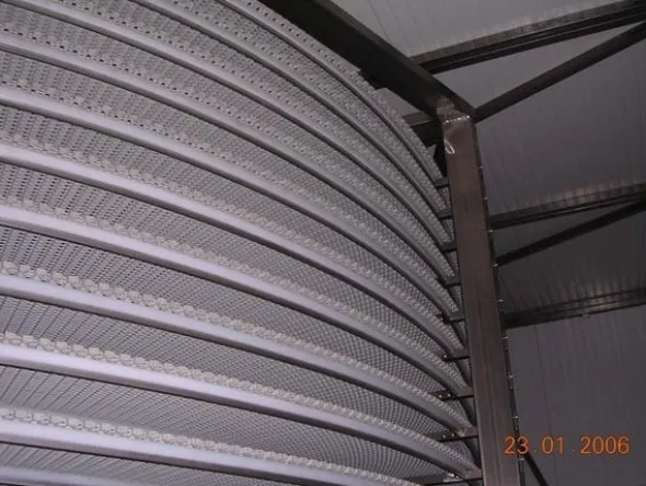 1#639 Cella di lievitazione con nastro trasportatore