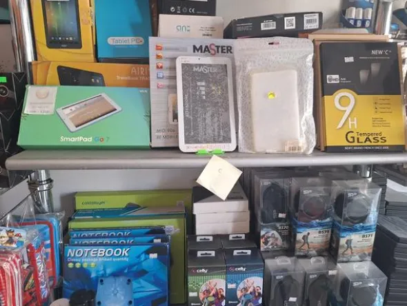 1#8629 Cellulari TV Portatili ed accessori