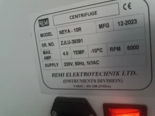 Centrifuga da banco NEYA 10 R Refrigerata