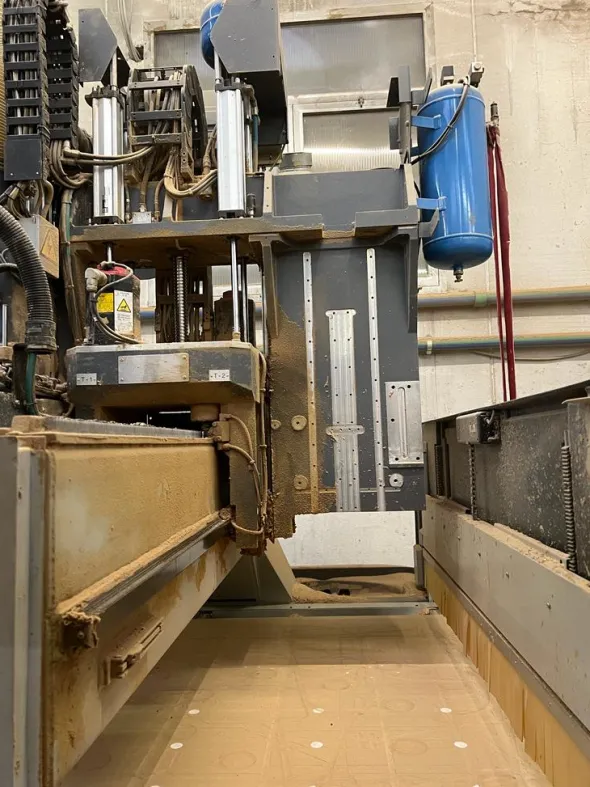 CENTRO DI LAVORO CMS MOD. TRIAX 5.50 3 ASSI