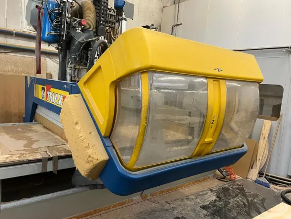 CENTRO DI LAVORO CMS MOD. TRIAX 5.50 3 ASSI