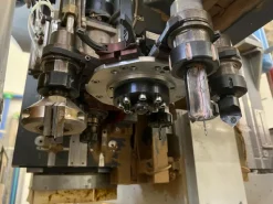 CENTRO DI LAVORO CMS MOD. TRIAX 5.50 3 ASSI