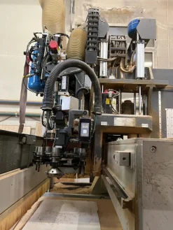 CENTRO DI LAVORO CMS MOD. TRIAX 5.50 3 ASSI