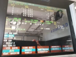 Centro di lavoro CNC 5 assi DS meccanica