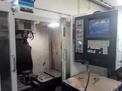 Centro di lavoro CNC FADAL VMC 2016L