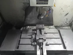 Centro di lavoro CNC FADAL VMC 2016L
