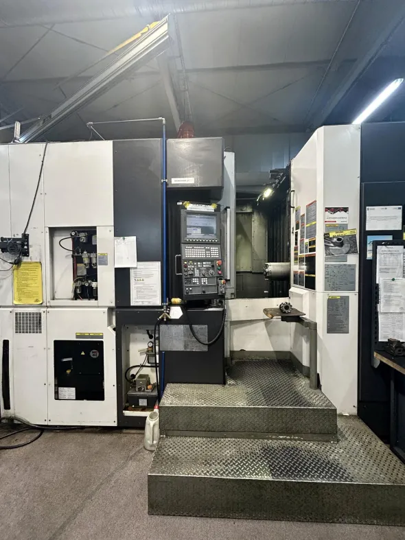 Centro di lavoro CNC OKUMA MA-600HII