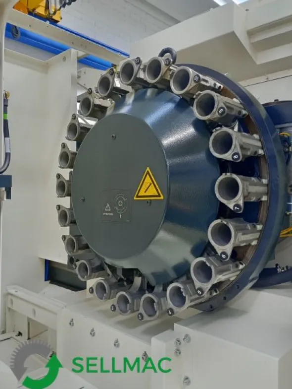 CENTRO DI LAVORO COMPLETO DI 4° ASSE