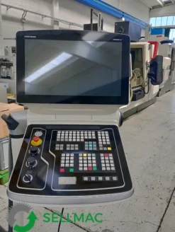 CENTRO DI LAVORO COMPLETO DI 4° ASSE