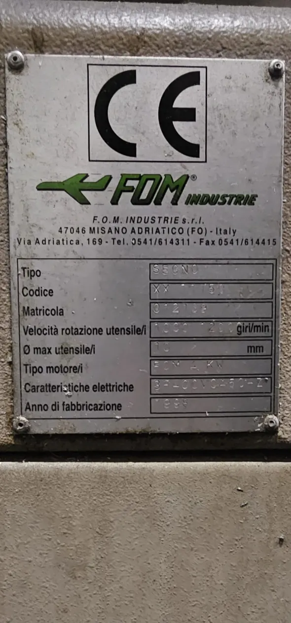 centro di lavoro FOM industrie mod. segno