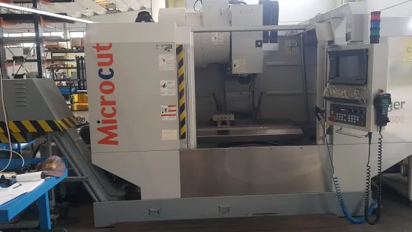 CENTRO DI LAVORO MICROCUT MOD. VM 1000