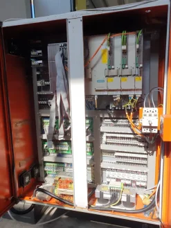 CENTRO DI LAVORO MICROCUT MOD. VM 1000