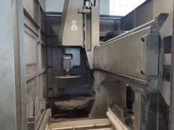 Centro di lavoro per profili in alluminio MECAL