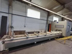 Centro di lavoro per profili in alluminio MECAL
