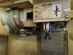 Centro di lavoro usato TAI TECH VN 1365