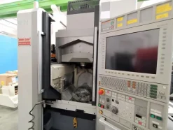2#8345 Centro di lavoro verticale a portale 5 assi