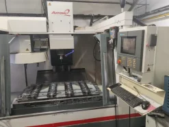 Centro di lavoro verticale CNC CINCINNATI ARROW 1250