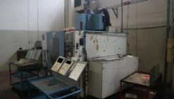 37#5049 Centro di lavoro verticale Leadwell