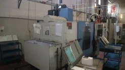 37#5049 Centro di lavoro verticale Leadwell
