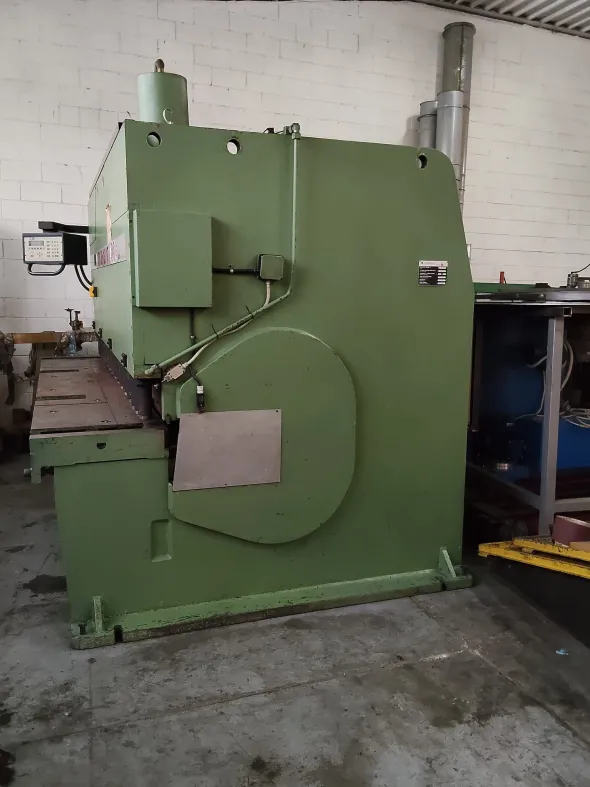 Cesoia a ghigliottina WARCOM 3050 x 17mm C 30-13/17