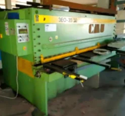 Cesoia lamiera a ghigliottina CMU mod 35/30 3EO