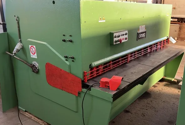 Cesoia lamiera OMAG mod.CI 254