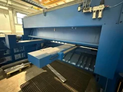 Cesoie a ghigliottina BOSCHERT GIZELIS G-CUT 3013 CNC