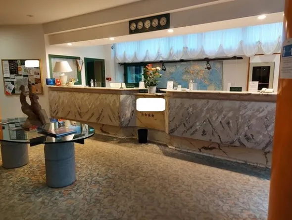 1#6492 Cessione di azienda dedita a gestione alberghi e ristoranti