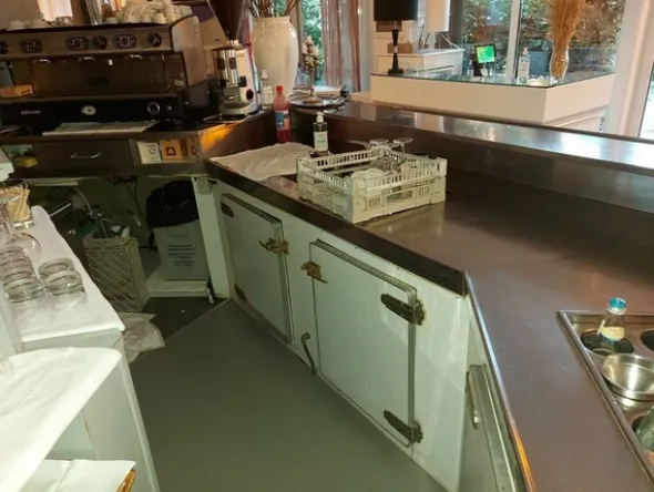 1#6492 Cessione di azienda dedita a gestione alberghi e ristoranti