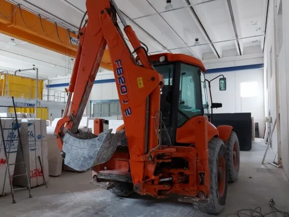 1#5942 Cessione di azienda dedita alla vendita di marmi e pietre