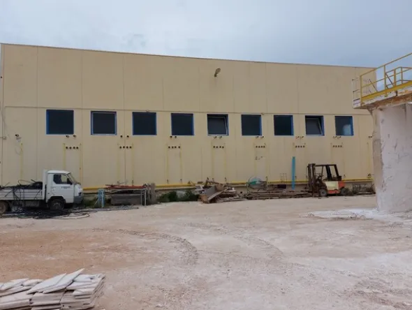 1#5942 Cessione di azienda dedita alla vendita di marmi e pietre