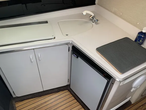Chaparral 31 Signature