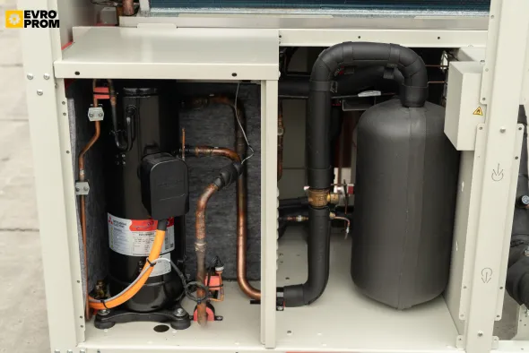 Chiller Climaveneta 60/70 kW | pompa di calore | Nuovo