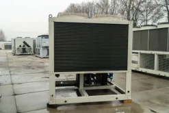 Chiller Daikin 77/87 kW | pompa di calore | Usato