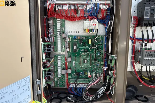 Chiller York 364/406 kW | pompa di calore | Nuovo