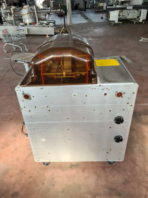 Chiuditrice filmatrice Automac usata