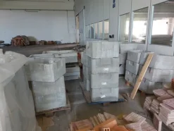 45#7725 Chiusini in ghisa e basi per pozzetti