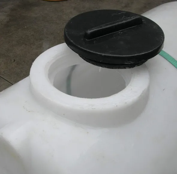 CISTERNA IN PLASTICA DA 300 LITRI