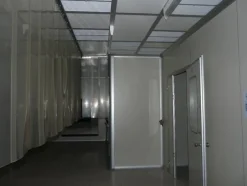 2#3241 Clean room a servizio di area sterilizzazione e confezionamento indumenti sterili
