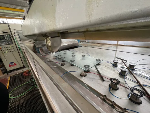 Cnc per vetro