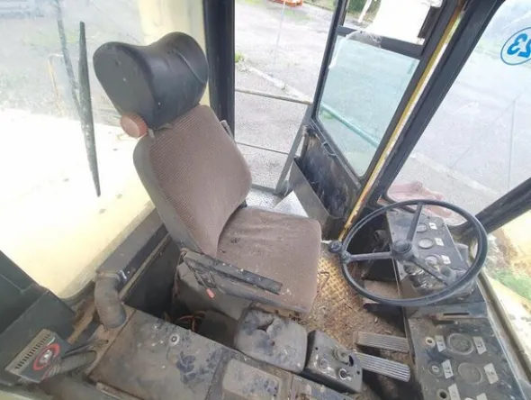 4#6864 Compattatore rifiuti Bomag